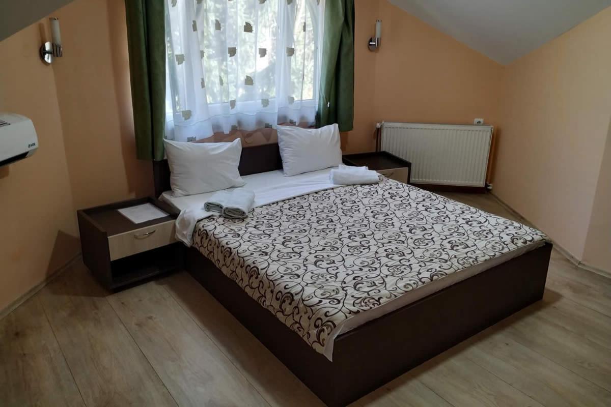 Restoran Filipovic Hotell Nova Varoš Eksteriør bilde