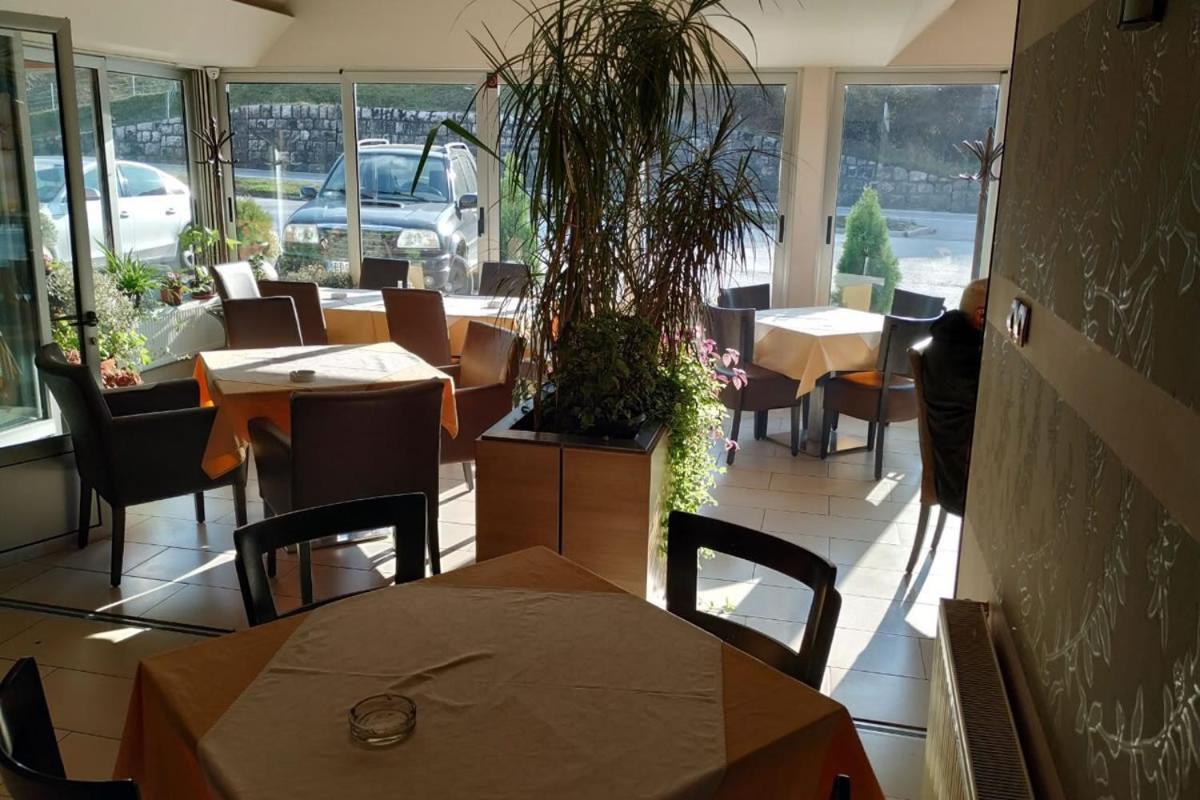 Restoran Filipovic Hotell Nova Varoš Eksteriør bilde