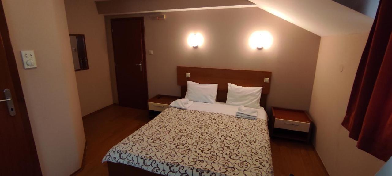 Restoran Filipovic Hotell Nova Varoš Eksteriør bilde